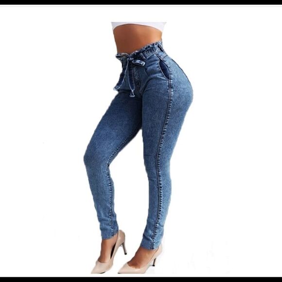 🆕🆕🆕💥💥💥High Waist Jeans 💥💥💥🆕🆕🆕  - Picture 2 of 3
